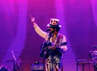 Dwayne Haggins Solo 