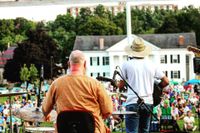 Dwayne Haggins (Acoustic Trio) 