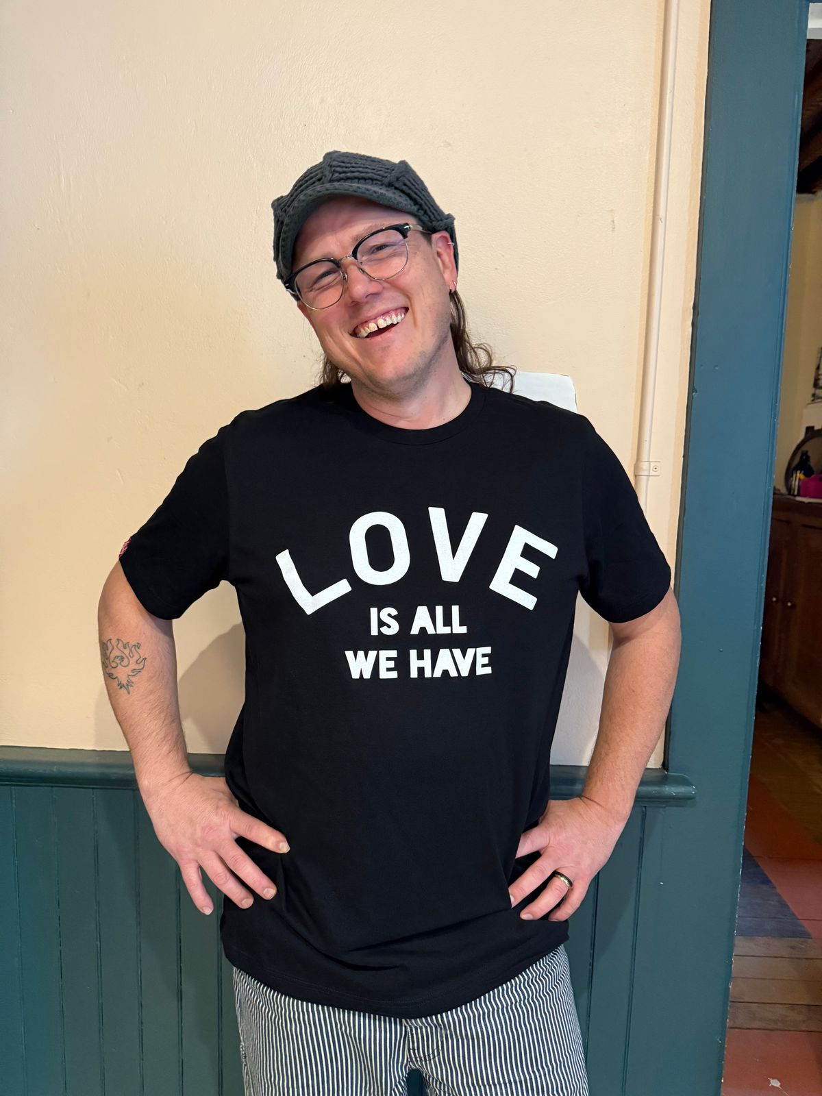 SSB Love T-shirt (Black)