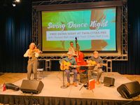 Twin Cities Hot Club @ Wedding!