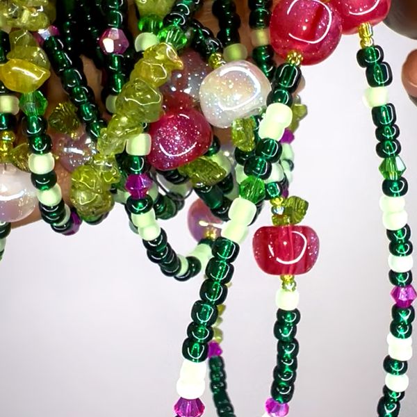 🍎 Apples & Peridot Dangle earrings 
