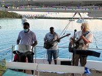 barefootdavis trio