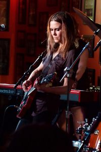 SVE w/ Juliana Hatfield