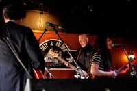 The Lovebullies w/ Suzanne de Bussac & The Fingers
