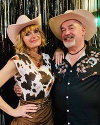 Lee Hodgson with Sarah O'Shea as The Country Kicks