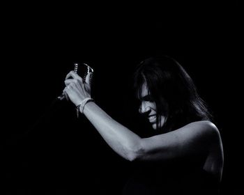 Jeania performing at the Carroll County Arts Center. Photo by Mike Nolen
