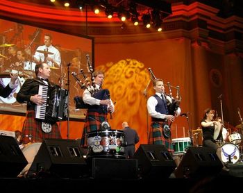 The AMERICAN ROGUES with the United States Air Force Symphony at DAR Constitution Hall, Washington, D.C. Photo by Wayne David.
