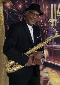 Derwin Young @ Pineywoods Vineyard Winery and Tasting Room (First Friday’s)