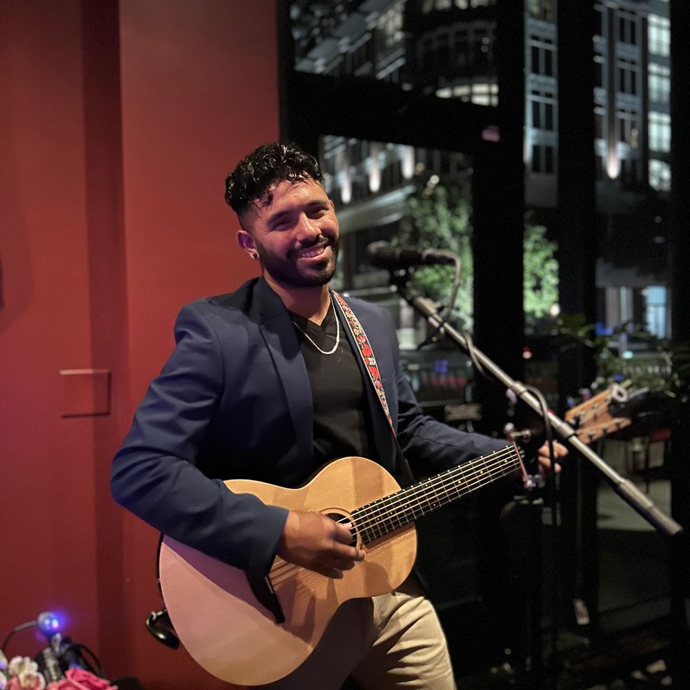Darian Hernandez performing as a Houston private party musician