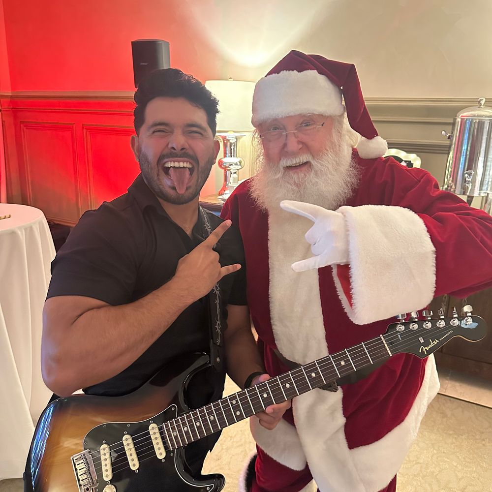 Live music at a corporate holiday party in Houston