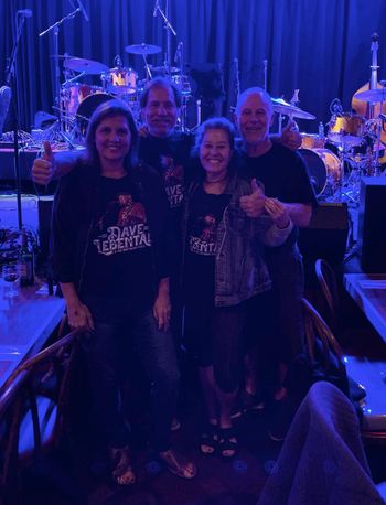 (L-R) It's Roxanne, Chris, Salena, Steve (Billo is still the coolest dude EVER from RHHS Class of '79). Front row table baby!
