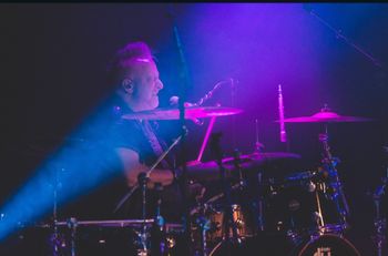 PHOTO BY : Rudi Tows
