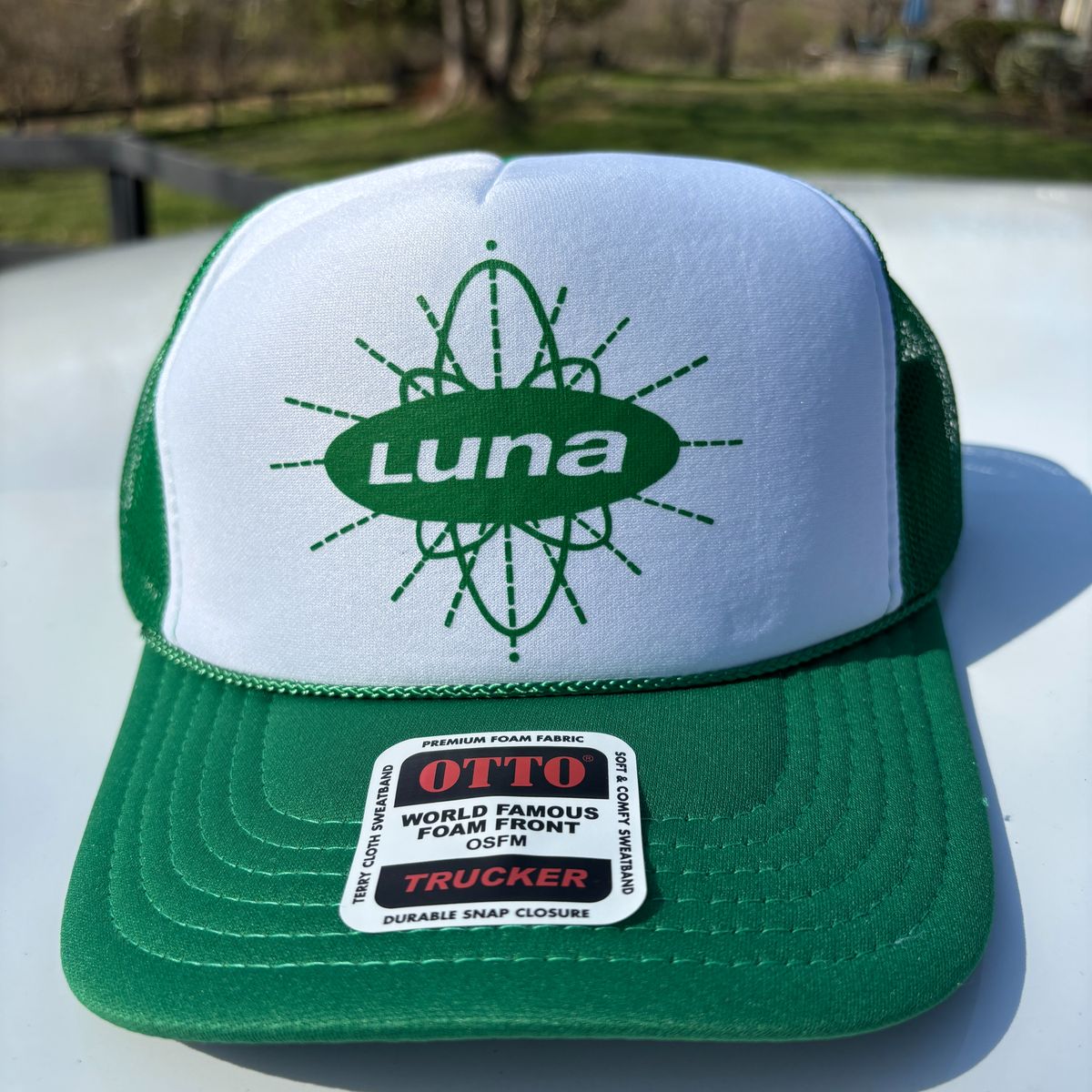 LUNA Trucker Cap 