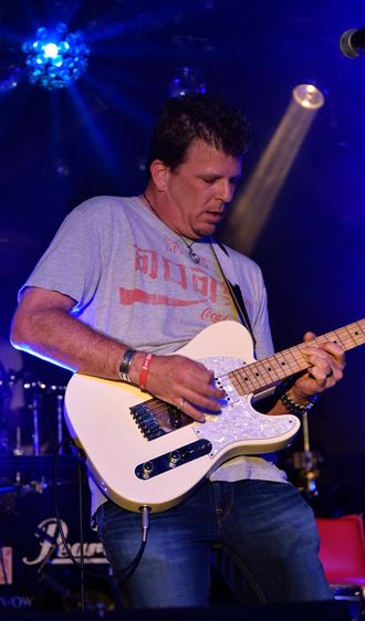 Mike Ulliman Live in Japan