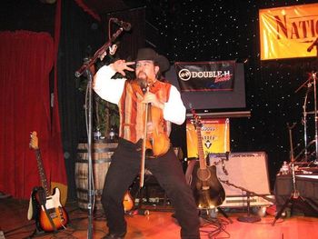 12-13-08: Keith does the Batman dance during the OBS in the Gold Coast Showroom
