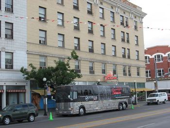 07-21-08: Bus
