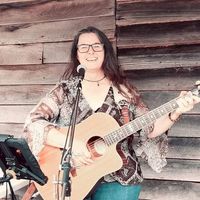 Kylie Castle @Scenic Rim Brewery