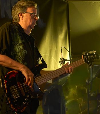 Ed Franks
Bass

