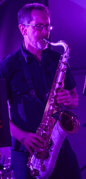 Bill Prouten
Alto & Tenor Sax
