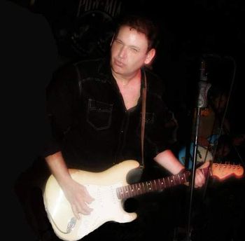 2011 @ Horseshoes Saloon
