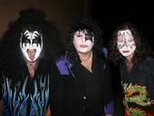 Kiss Tramp
