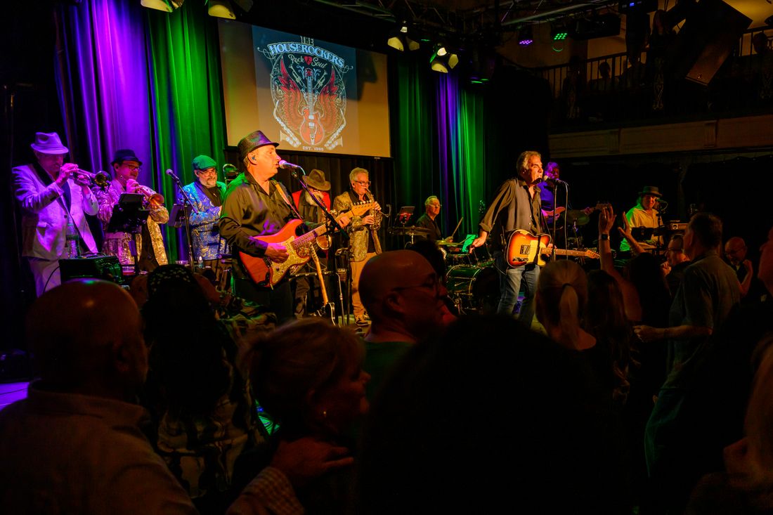 Bell House Rocker thehouserockers