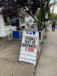 Dexter's Tunes, Tales, and Ales