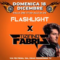 Flashlight ospita Tiziano Fabris | Old Saloon Pederobba