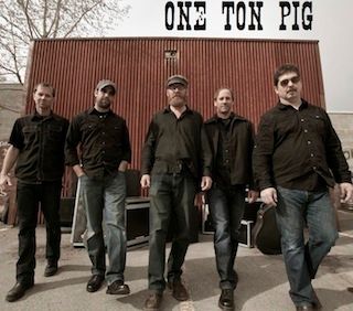 One Ton Pig    - CD