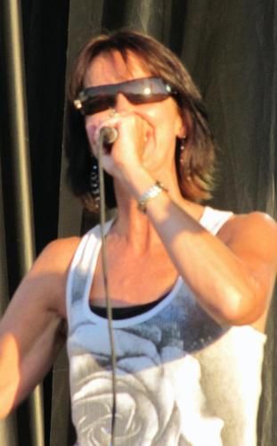 Future's so bright I have to wear Ray-Bans
