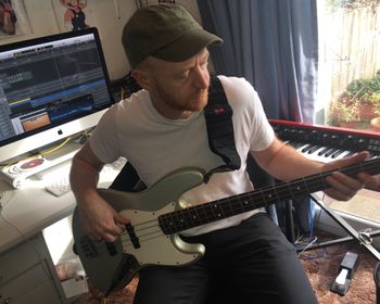 Hackett - Bass & Guitar
