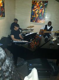 Karla Pace w Stingray Band 
