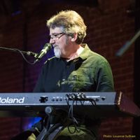 Stevie Eyer Solo