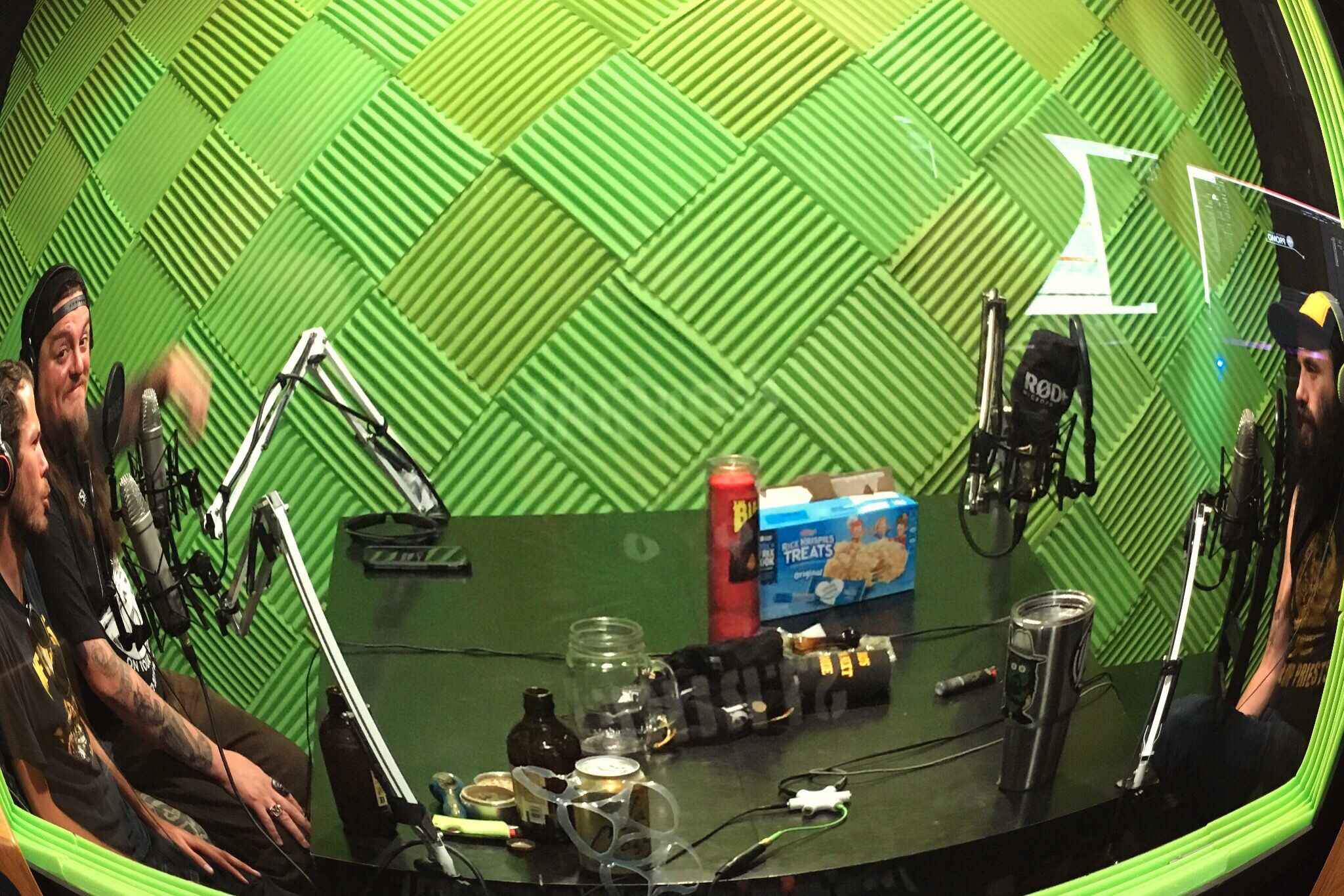 The MF Podcast #068 - T-Shirts for the Dead episode artwork