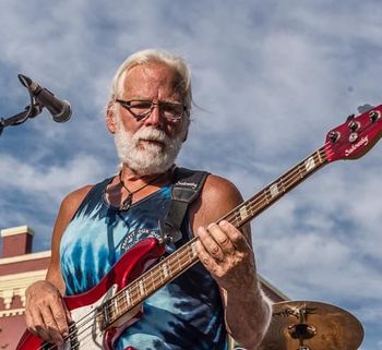 Ray Hetchka - Group Vocal - Santa Ray!
