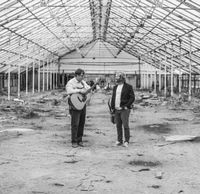 Tanjo & Crow // Virginia Masland - UPMC Clock Box Stage, Strawberry Square Atrium