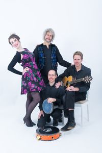 Mazl & Brokhe: Yiddish Song