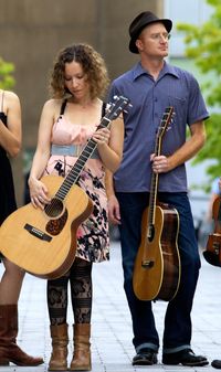 OFF THE COMMON COFFEEHOUSE w/ Annalivia (duo)