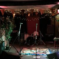 Henry's Open Stage w/ Graeme Mearn 