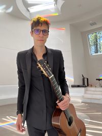 Craig Winston - Classical Guitarist | Wine Tasting: The Prisoner