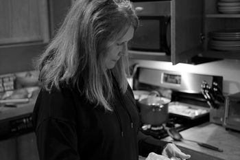 Linda cooking in Bend, Oregon
