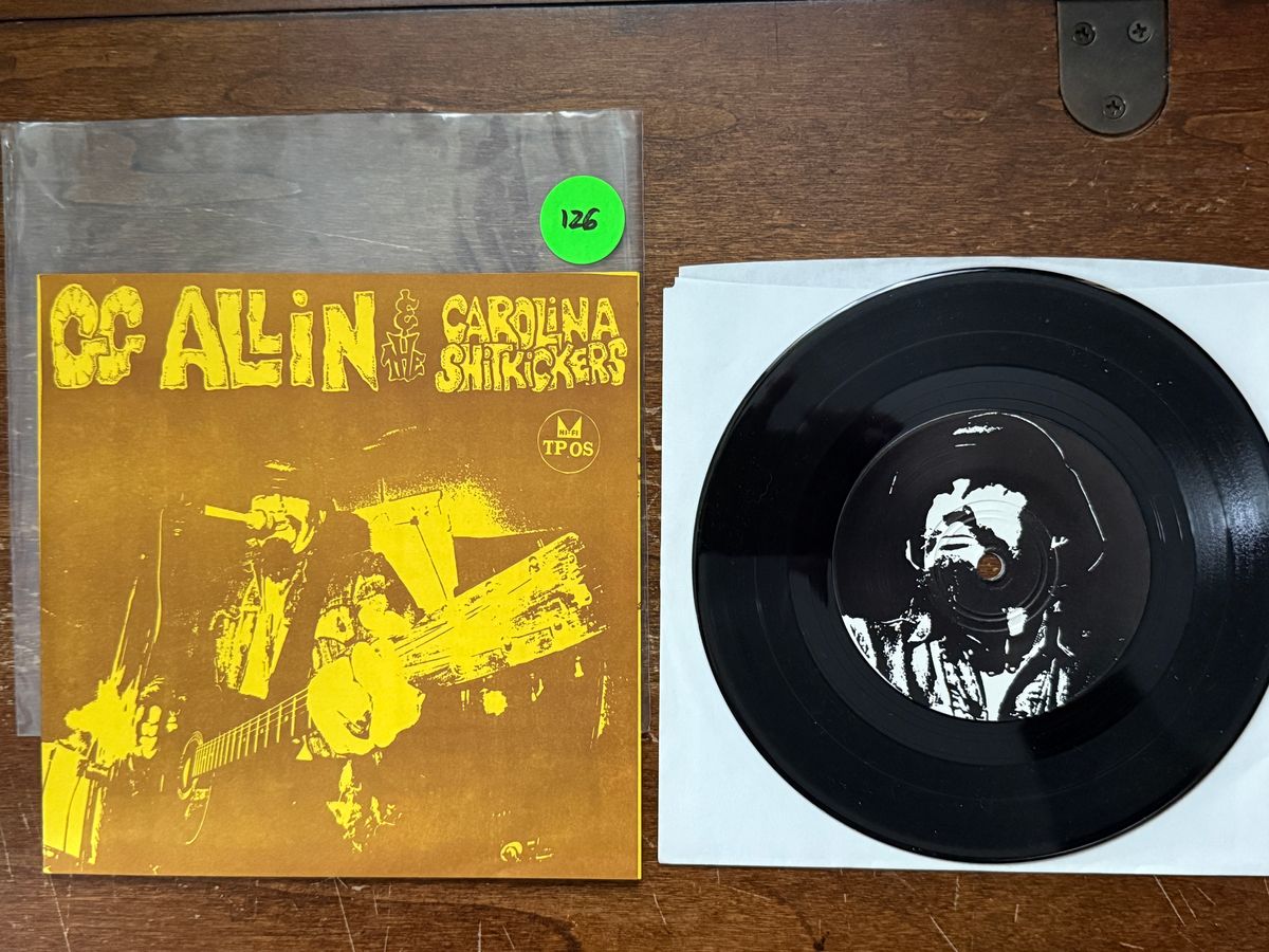 #127/#128 Layin Up With Linda 1st Press MINT - #127/#128 LAYIN UP WITH LINDA 1ST
