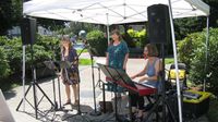 RESONANCE performs pop-up concert