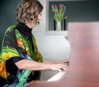 Kathryn Le Gros performs solo at Sooke Fine Arts Show
