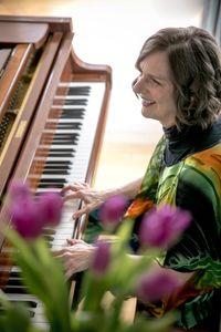 Kathryn Le Gros, solo piano, performs at the Sooke Fine Arts Show