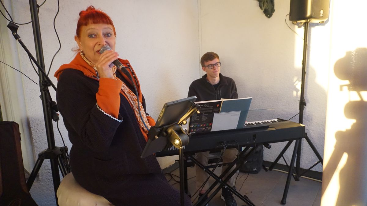 Live-Musik (Pop-und Jazzklassiker) ca. 1,5 Std. - mit Pianist Jannick Brändel