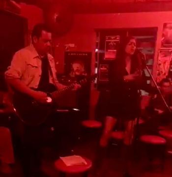 Dragon Rojo - Folk Night
