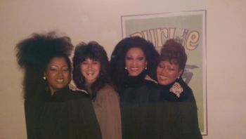 Carla, Fan, Babs, Evette backstage, Los Angeles
