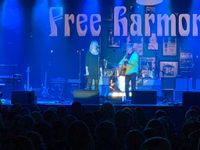 Free Harmony opens for America