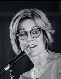 Denise Leslie 